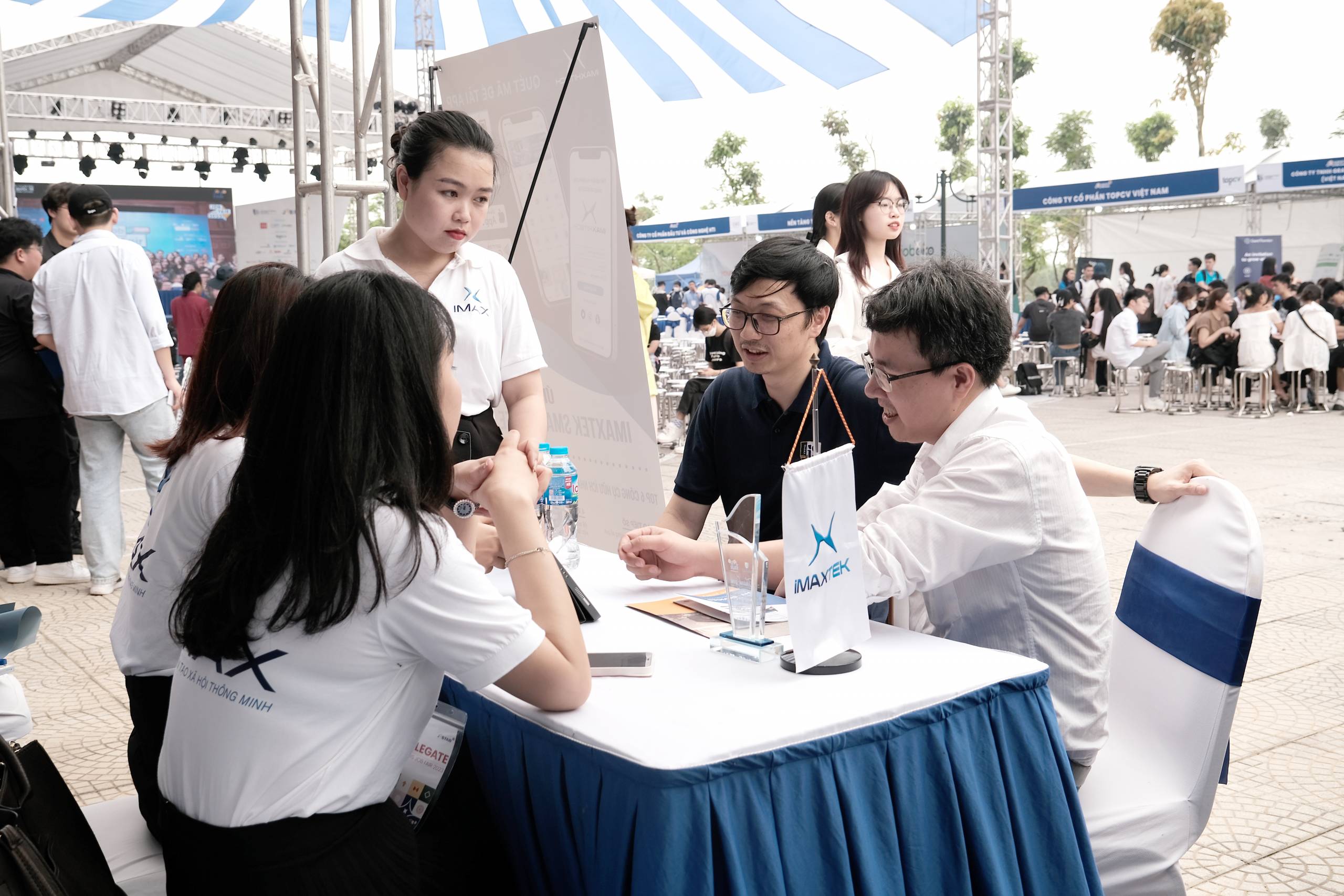 iMAXHITECH ĐỒNG HÀNH CÙNG NGÀY HỘI VIỆC LÀM - JOB FAIR 2023